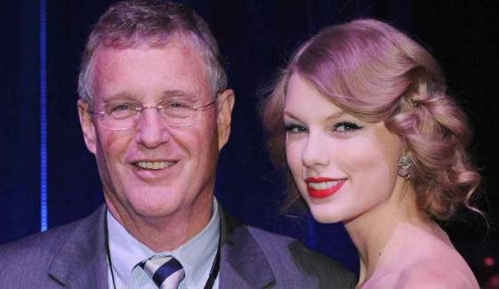Taylor Swift stands by dad Scott as he recovers from major heart surgery