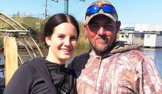 Lana Del Rey drops intimate snaps from cozy getaway with Jeremy Dufrene