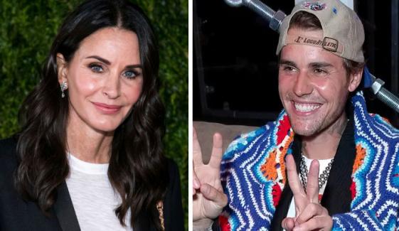 Courteney Cox flaunts her Belieber side in special shout-out to Justin Bieber
