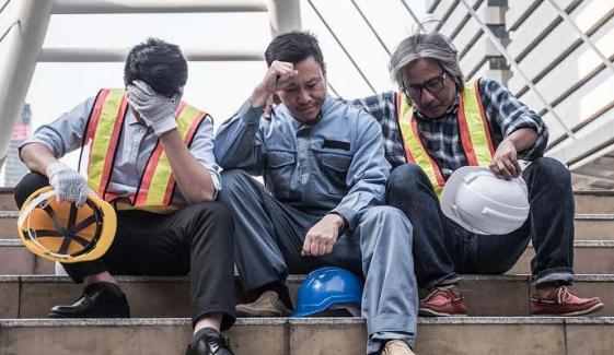 Researchers find four-day work week benefits workers