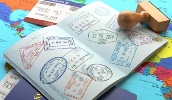 EU replaces passport stamps with biometric checks in major travel shift