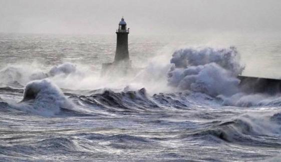 Storm Floris to hit UK next week with fierce winds and heavy rain