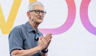 Tim Cook rallies Apple workers to win in AI: Report