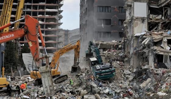 Turkey hit by 6.1 magnitude quake, causes immense infrastructural damage