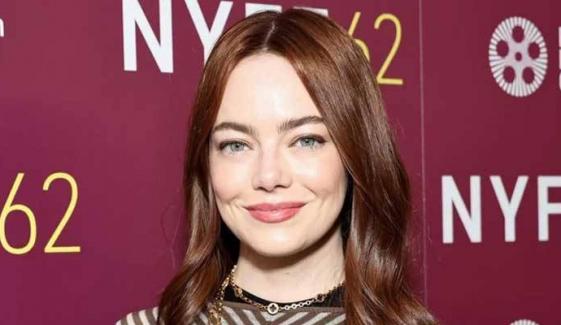 Emma Stone reacts to shaving her hair for upcoming movie