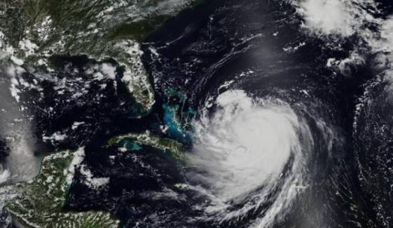 Hurricane Erin heads toward US with heavy winds and storm surges