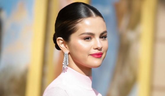 Selena Gomez dazzles in all-white ensembles for her bachelorette Cabo trip