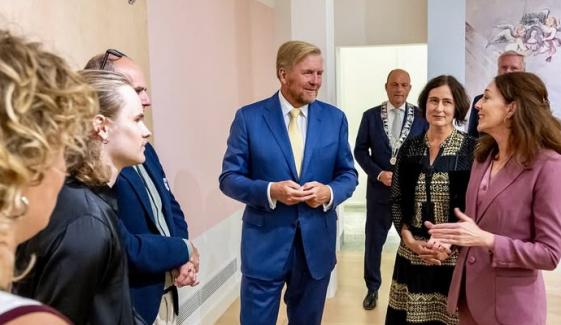 King Willem pays heartfelt tribute to 17th century artists with special move