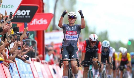 Jasper Philipsen claims third Vuelta a Espana stage victory after sprint showdown