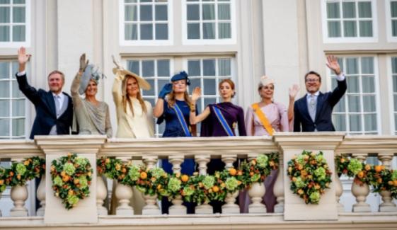 King Willem-Alexander leads Royal Family in balcony appearance after key speech