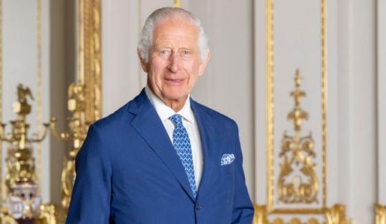 King Charles' unusual visitor tramples hedges at Clarence house