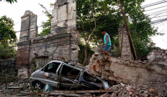 Earthquake of 6.9 magnitude strikes central Philippines, tsunami warning issued