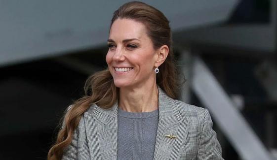 Kate Middleton wins internet with powerful move amid RAF Coningsby visit