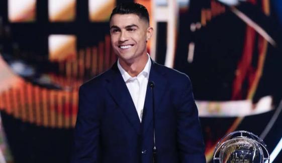 Ronaldo receives ‘special recognition’ for 22-year of service to national team