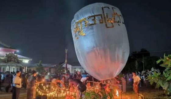 Myanmar Buddhist festival hit with tragedy after paraglider bombs kill 24