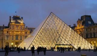Louvre Museum shuts down after theft of Napoleon-era ‘priceless’ jewels