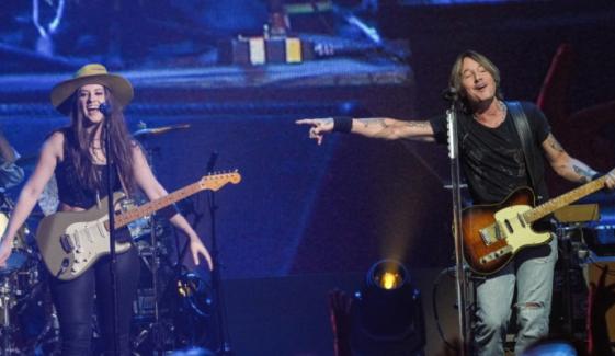 Keith Urban's alleged romance with guitarist Maggie Baugh shut down by close pal