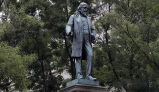 Albert Pike Confederate statue returns after Trumpâs restoration order