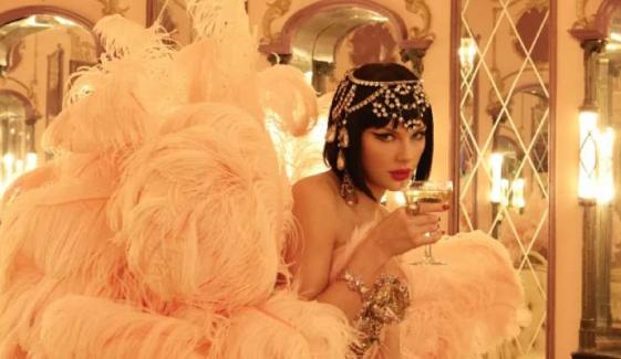 Taylor Swift suprises fans with 'Fate of Ophelia' acoustic version release