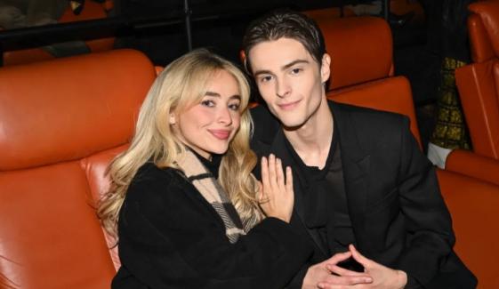 Sabrina Carpenter puts Short n' Sweet concert on hold for Corey Fogelmanis