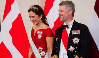 Queen Mary charms in elegant red gown as she joins Frederik for State Banquet