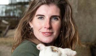 Amanda Owen shares playful exchange with daughter Annas