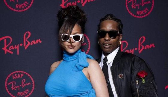 A$AP Rocky honors Rihanna while accepting Fashion Icon Award
