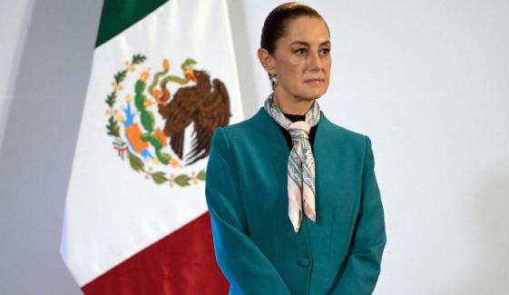 Man gropes Mexican president on street, sparking debate over women's safety 