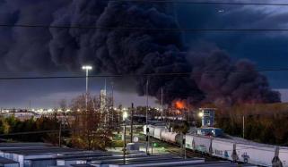 UPS plane crash in Kentucky kills 7, injures 11 in fiery explosion 