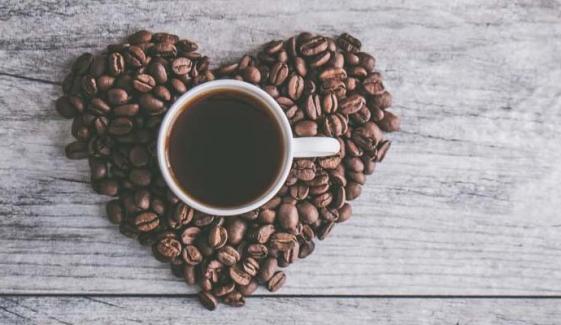 Drinking coffee each day could slash heart condition risk by 30%, study