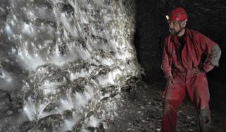 World’s largest spider web spanning 106 square meters find in Albania‑Greece