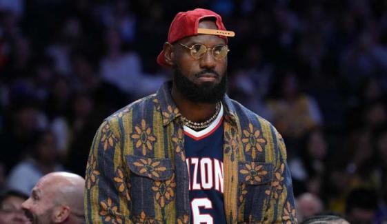 James to step onto court with Lakers’ G‑League squad, hinting at his return