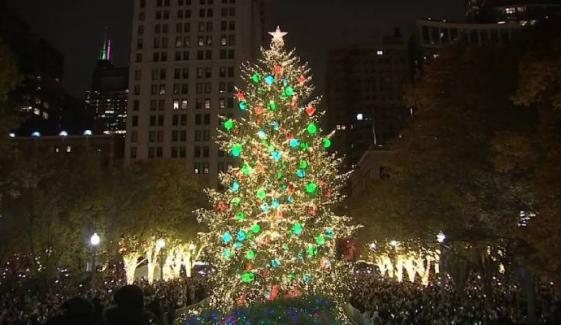 Chicago Christmas celebration turns deadly with two separate shootings