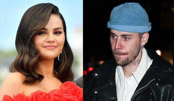 Selena Gomez reacts after Justin Bieber 'whispers' her name in viral song