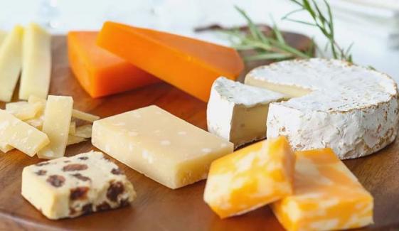 Cheese consumption linked to lower dementia risk, study reveal 