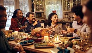 12 popular Thanksgiving games to play with friends and family