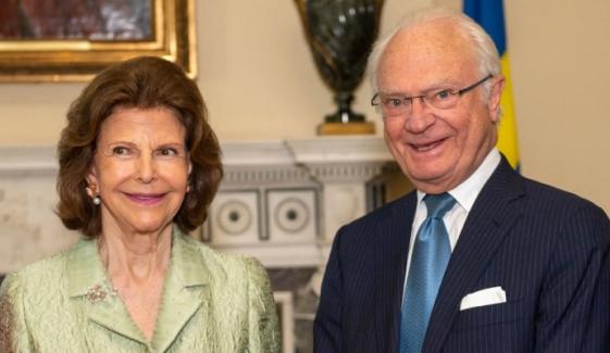 King Carl Gustaf, Queen Silvia treat international artists during Royal event 