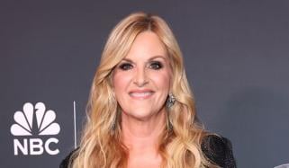 Grammy winning singer Trisha Yearwood to host Christmas special show 