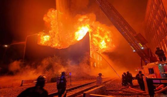St. Louis fire breaks out in 100-year-old Crunden Martin Warehouse