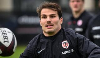 Antoine Dupont set for return after eight months out with knee injury