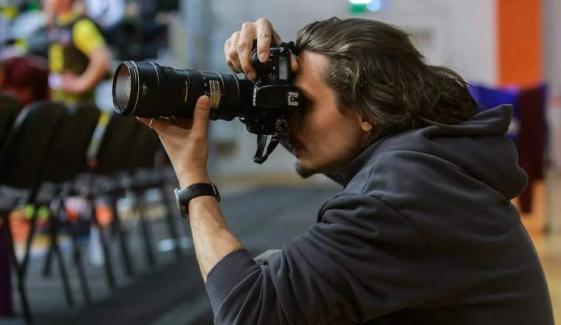 Top 20 pictures of 2025: From toppled smiling Buddha to robots