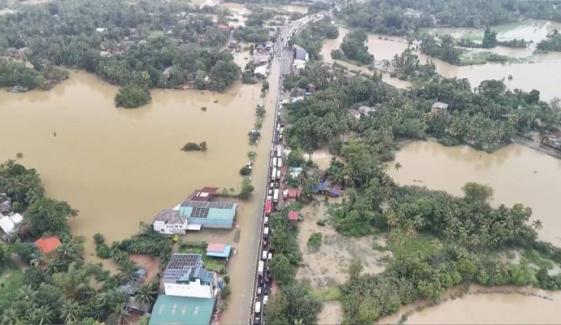 Deadly floods leave hundreds dead across Indonesia and Sri Lanka