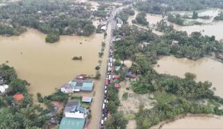 Deadly floods leave hundreds dead across Indonesia and Sri Lanka
