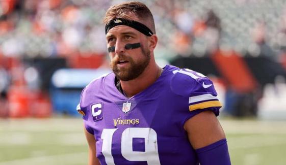 Adam Thielen bids emotional farewell to Vikings fans: ‘In my heart, always’