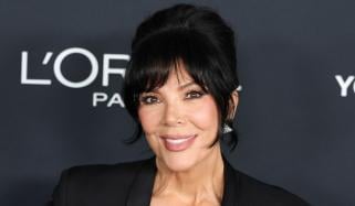 Kris Jenner takes clean swipe at her cosmetic surgery speculations