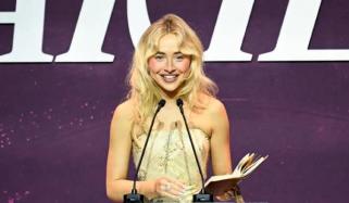Sabrina Carpenter glows with joy as she wins Variety’s Hitmaker of the Year award
