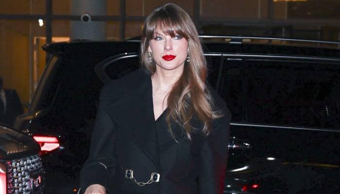Taylor Swift sparkles in girls’ night out ahead of Colbert show appearance