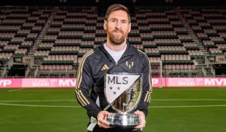 Lionel Messi makes history as first player to win consecutive MVP titles