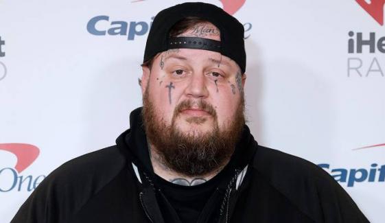 Jelly Roll reveals heartbreaking wake-up call that led to 200-pound weight loss