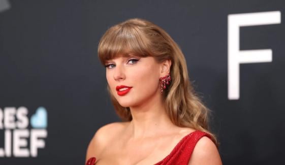 Taylor Swift supported this NFL teams before Travis Kelce romance